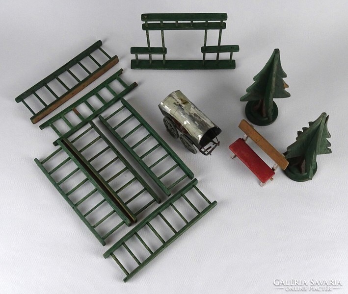 1J501 antique wooden children's toy terrain table knee pads for railroad model