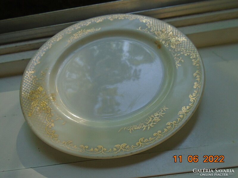 Noritake aranybrokát virágos rácsos tányér