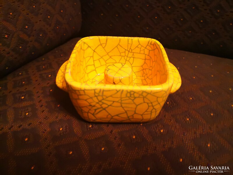Gorka gaza in ceramic bowl, ashtray