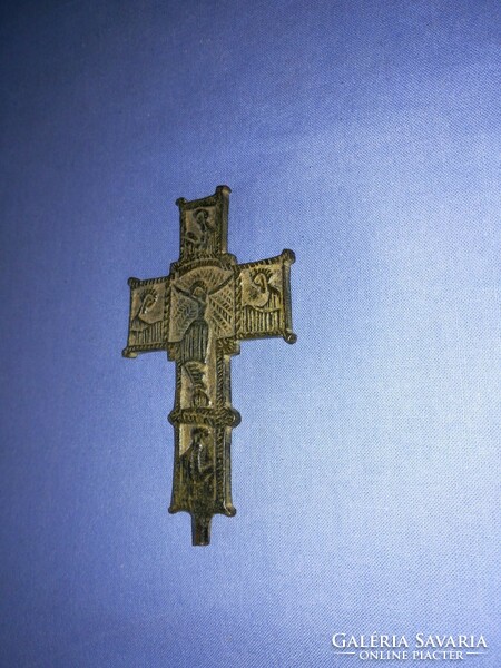 Antik bronz bizánci kereszt
