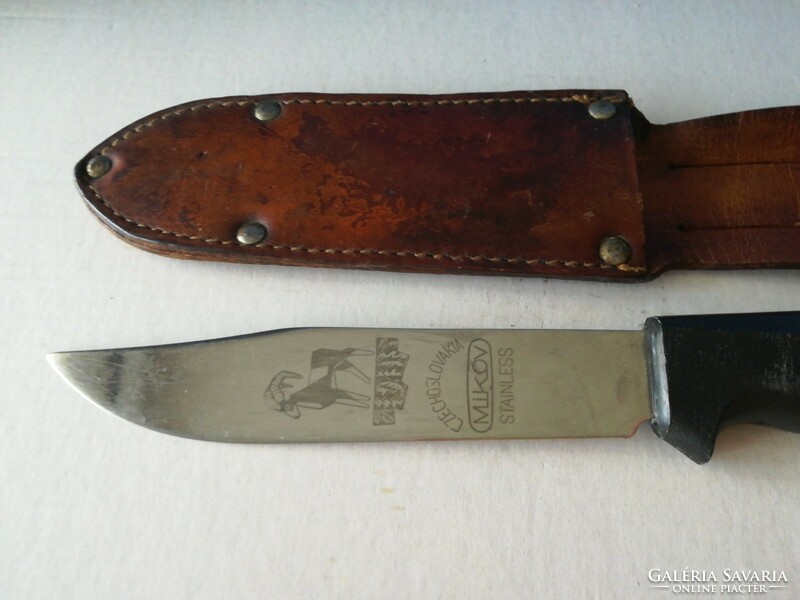 Mikov hunting knife