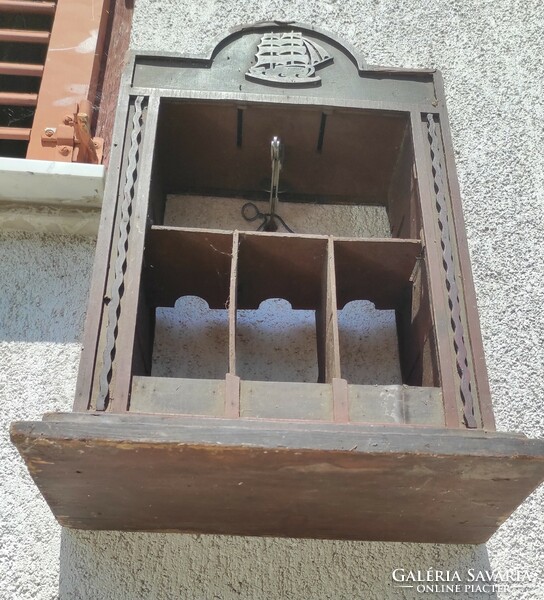 Boat cabinet shelf, wall table, book, collection holder!