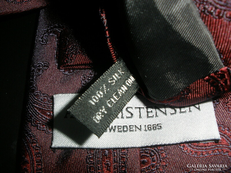 Cashmere patterned silk 100% silk tie by Amanda Christensen, burgundy