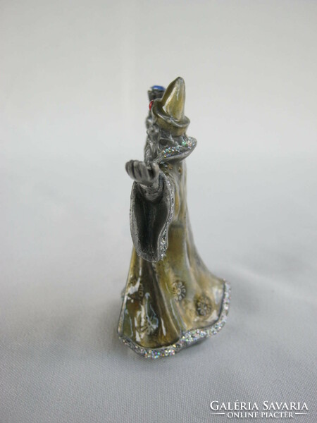 Wizard metal figure