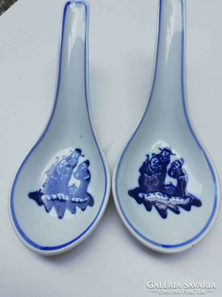 2 Chinese underglaze painted porcelain spoons