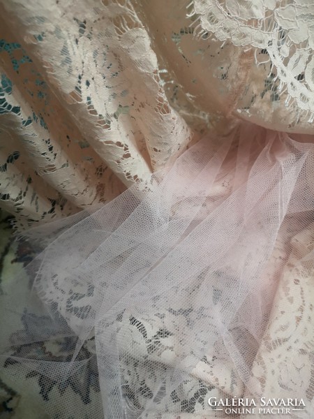 ASOS exkluzív 38-as púder színű légcsipke alkalmi, parti, esküvői ruha
