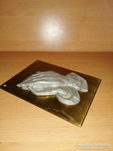 Craftsman wall picture convex praying metal hand on copper plate 15 * 20 cm (kv)