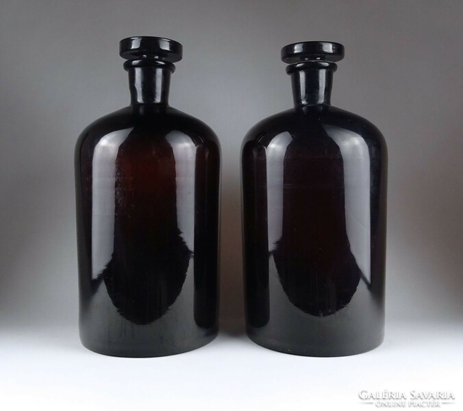 1I580 Régi nagyméretű barna gyógyszertári patika üveg 2 darab