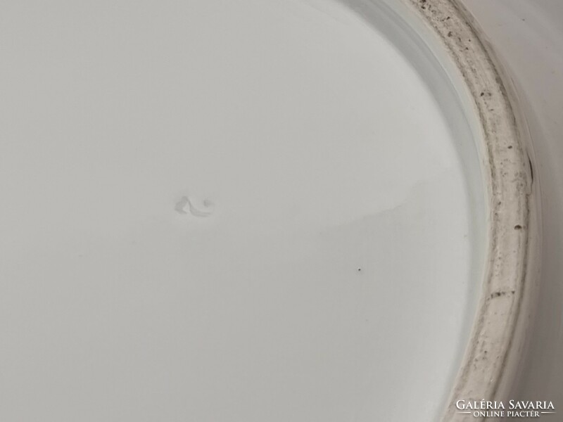 Porcelán pecsenyés tál, ibolya mintás dekorral, jelzés nélkül, XX.szd első fele.