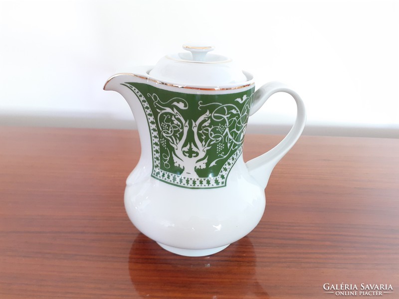 Retro raven house porcelain pouring green patterned jug