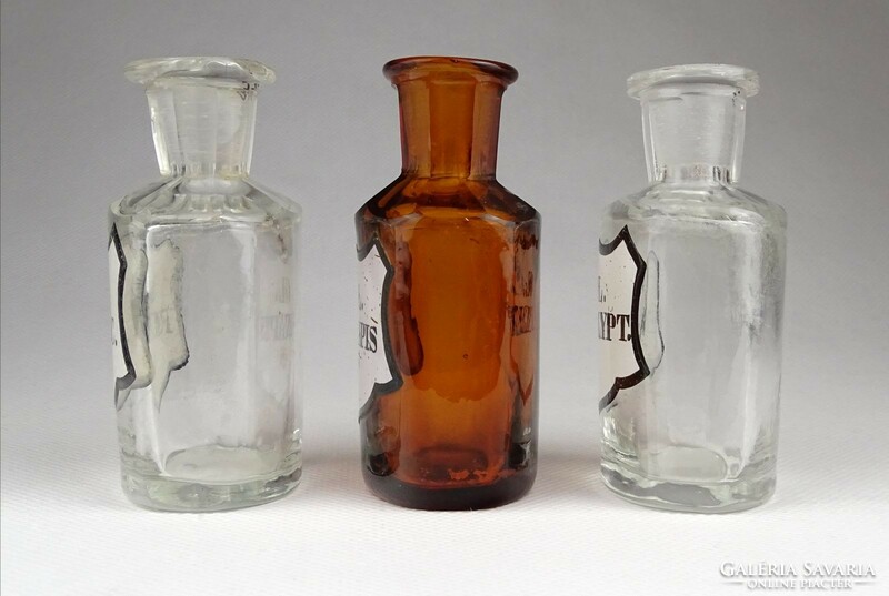 1I622 old small pharmacy bottle 3 pieces