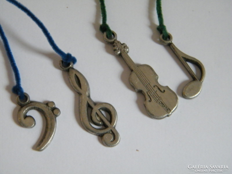 Chlada design ón öntvény kis függeszthető díszek (violinkulcs, hangjegy...)