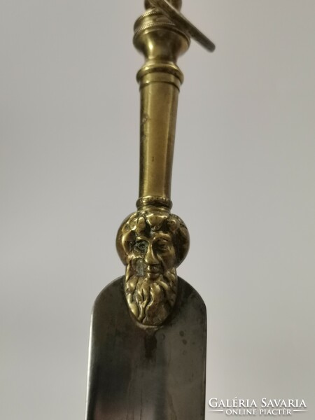Antique whore with figural handle