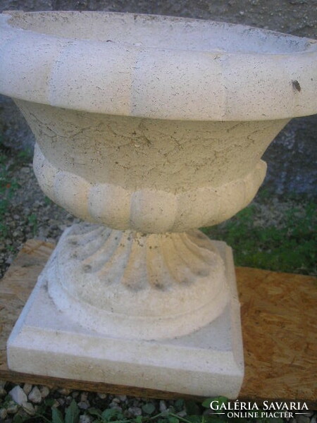 N13 baroque flowerpot, + herb etc. sculptural concrete, rarity for sale 23.5 Kg