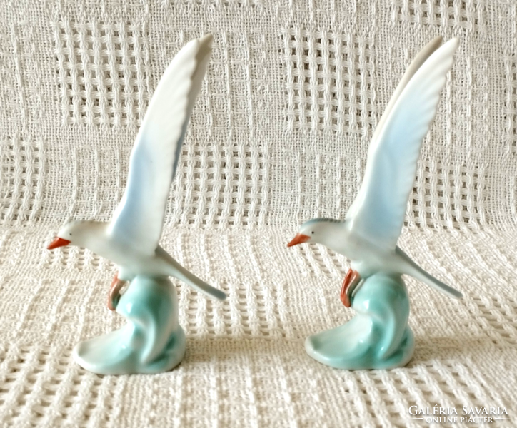 Béla Balogh hólloháza seagull bird figurines