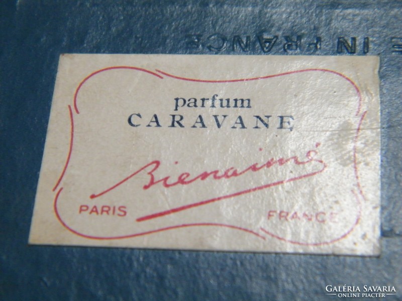Vintage biennial caravane perfume box