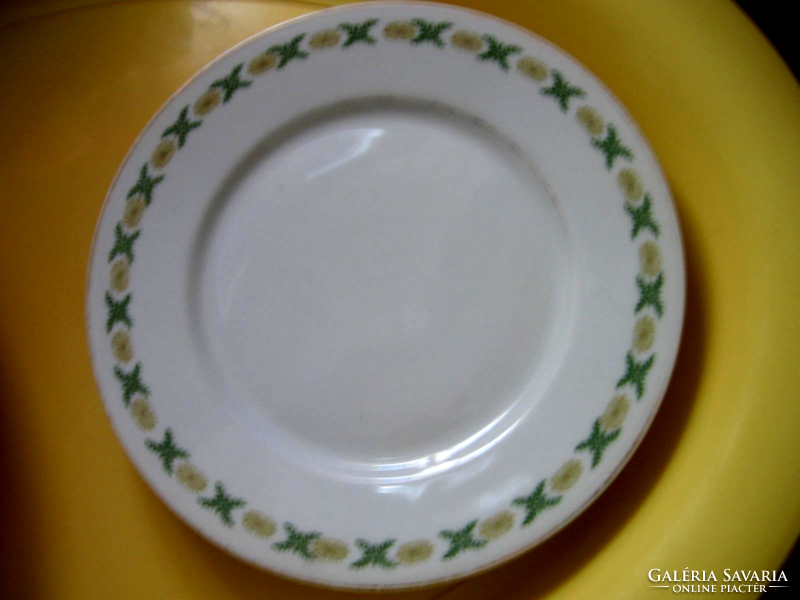 Hutschenreuther small plate
