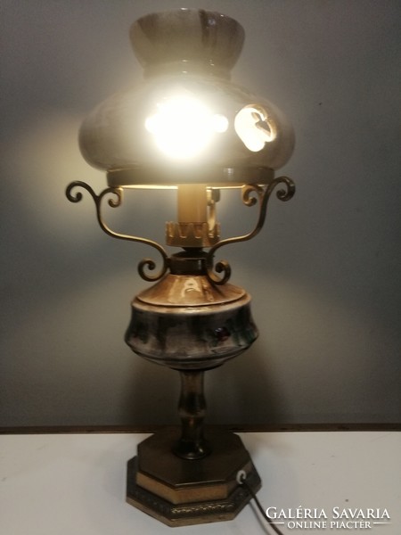 Ceramic table lamp bedside lamp. Negotiable !!