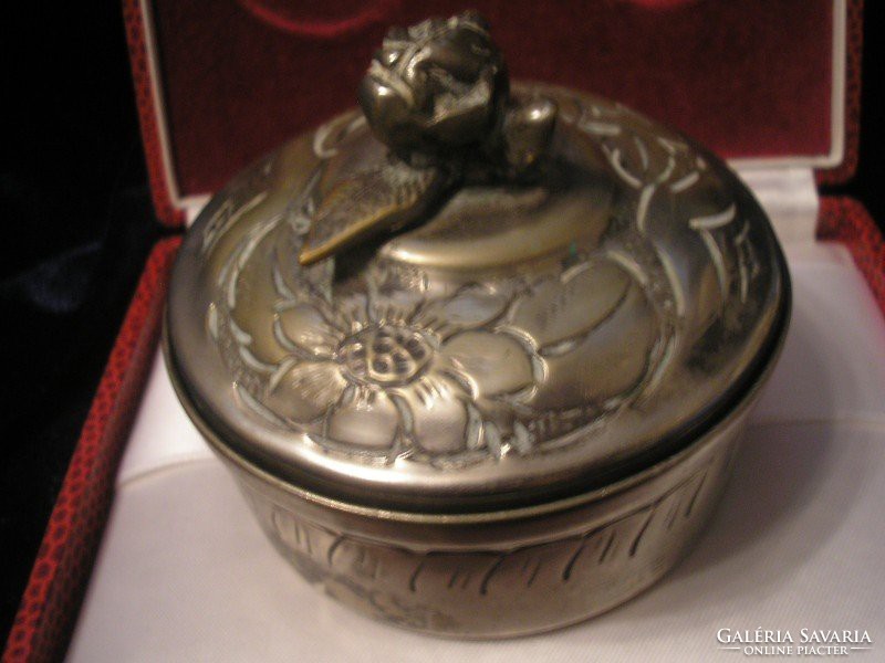 Ornate box with silver-plated appliqué rose handle