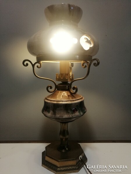 Ceramic table lamp bedside lamp. Negotiable !!