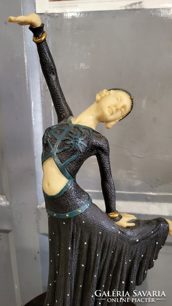 Art deco dancer woman sculpture