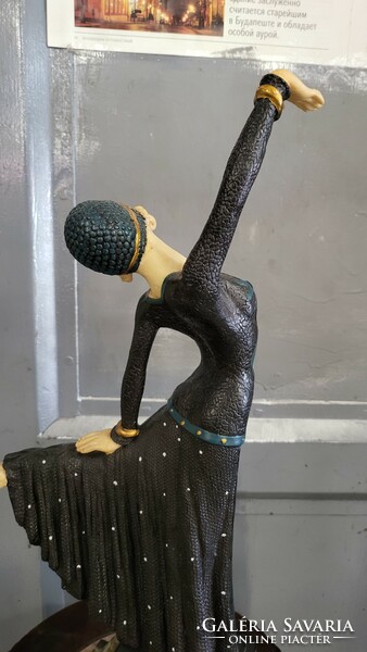 Art deco dancer woman sculpture