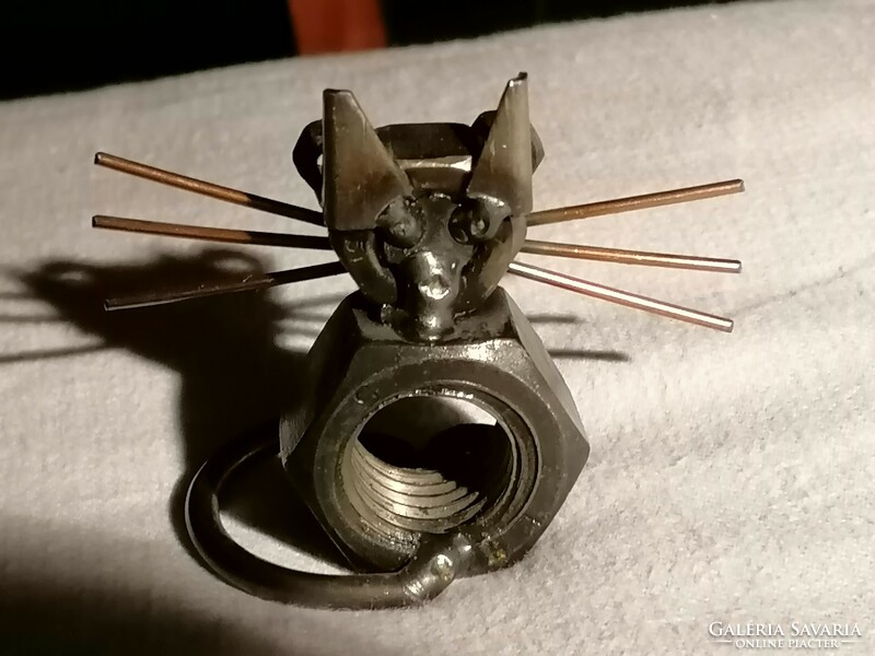 Welded screw cat