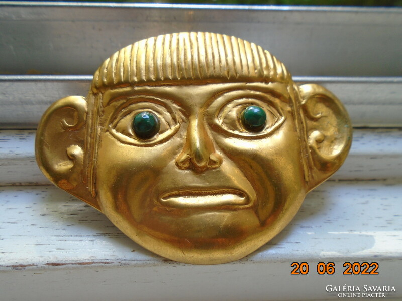 Aranyozott Inka indián maszk zöld szemekkel bross/ medál