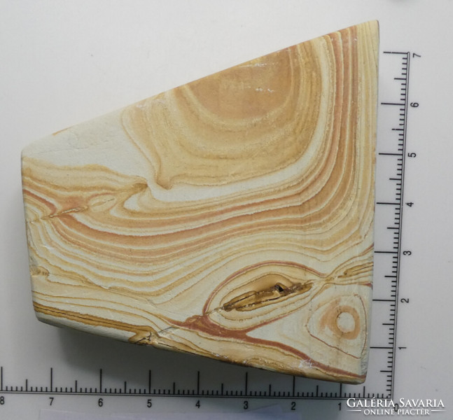 Natural ruin marble / landscape stone / patterned stone. Rare limestone version 118.4 grams collection piece.