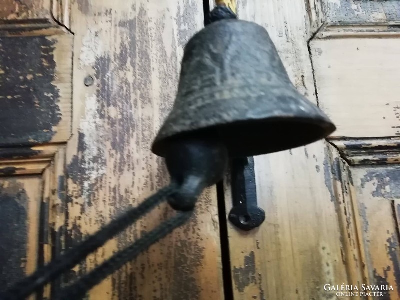 Cast iron bells, painted decorative or functional objects, patinated bells