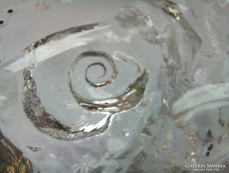 Skandináv jégüveg asztalközép csigaházakkal
