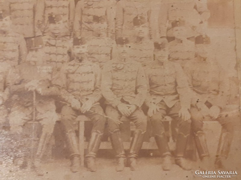 Régi huszár csoportkép 1910 Burg Izsó Debreczen katona fotó fénykép