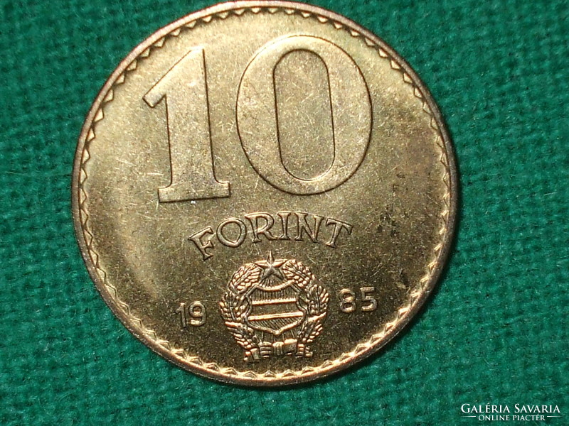 10 Forint 1985! It was not in circulation! It's bright!