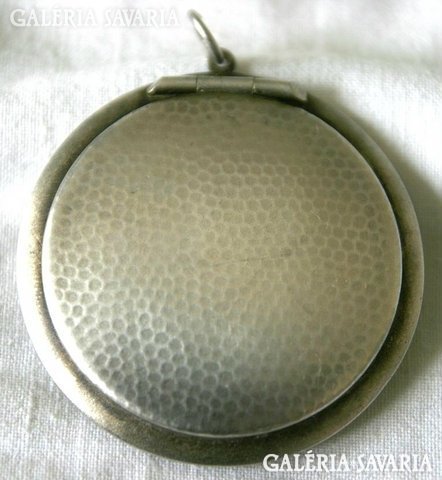 Art deco silver powder box pendant