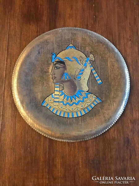 Copper wall plate with Egyptian portrait. 33 Cm in diameter. Colorful, very beautiful.