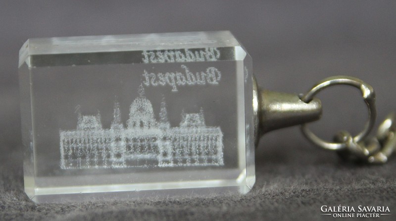 3D laser cut laser engraved column, crystal glass, with a view of the Budapest Parliament!