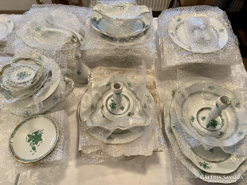 Herend apponyi complete set for 105 people 105 pcs