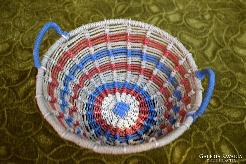 Retro wire basket, small braided basket decoration 17 x 7 cm + ears