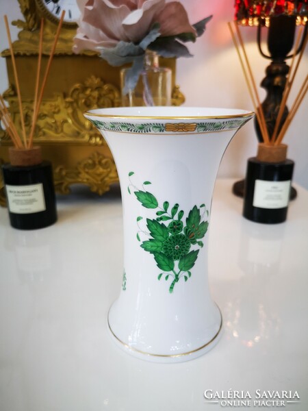 Zöld Apponyi mintás Herendi porcelán váza, díszdobozzal, nagyon szép állapotban!