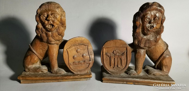 1800s Munich Coat of Arms Lions Bookends
