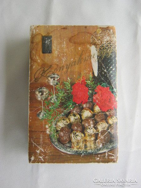 Budapest chocolate factory cognac cherries paper box from 1977