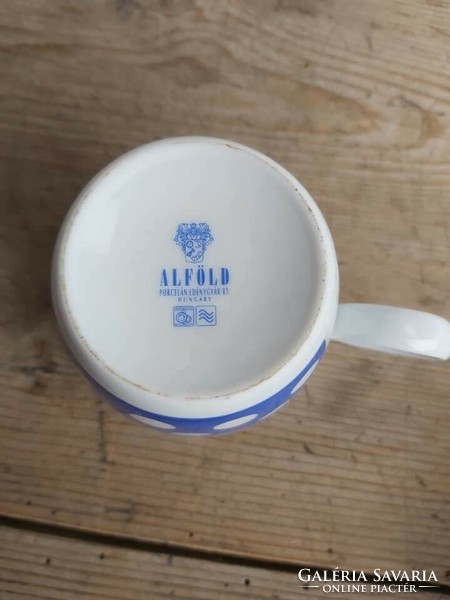 Lowland baby blue polka dot mug with nostalgia piece