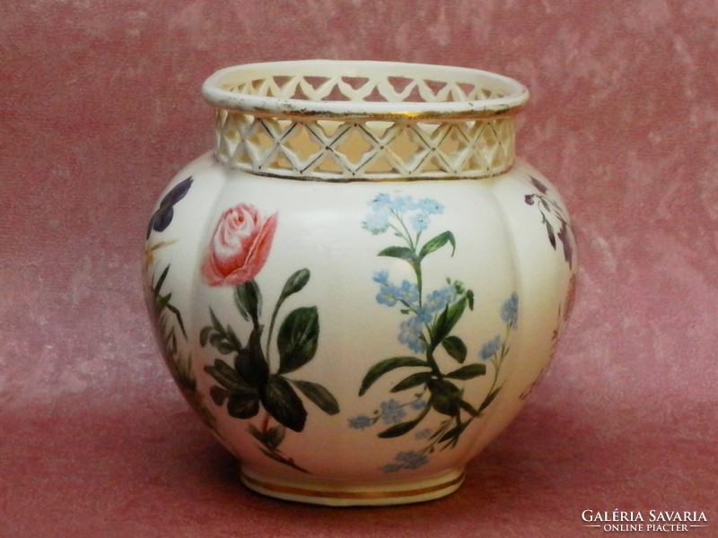 Zsolnay pot