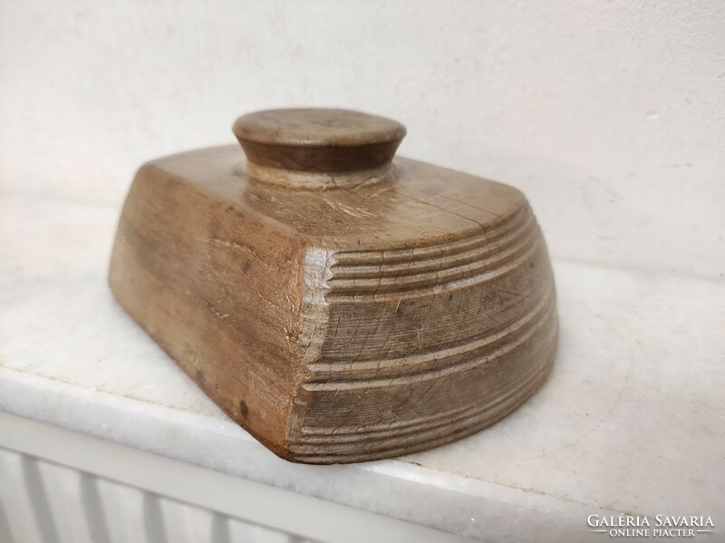 Antik konyhai eszköz vaj készítő forma tehén motívum 608 5682