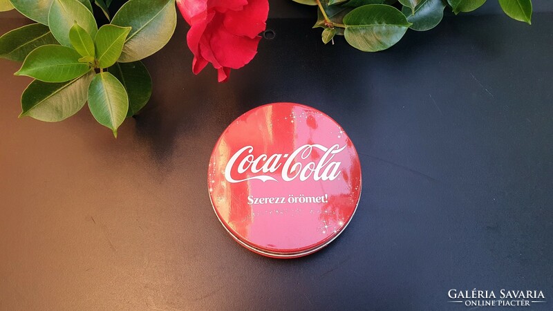 Coaster. 4Db. Coca colas. Wheel. 9.5 cm in diameter.