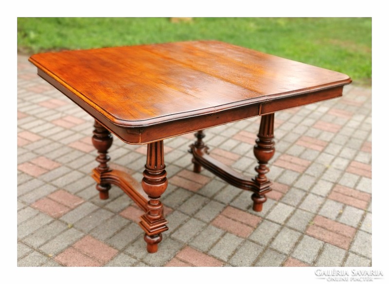 Neo-Renaissance dining table