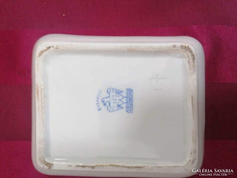 Old aquincum porcelain, card motif ashtray