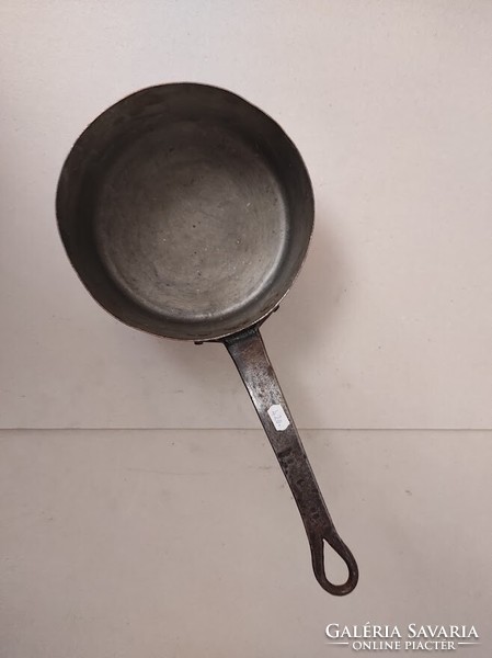 Antique tinned kitchen utensil copper pan with iron handle 420 5677