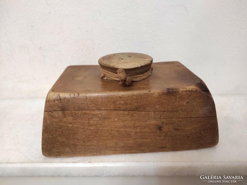 Antik konyhai eszköz vaj készítő forma tehén motívum 440 5680