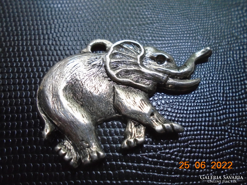 Silver plated elephant pendant with M.S.Creations paris